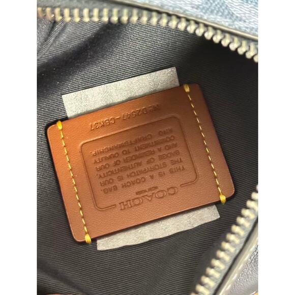 Coach CBK37 Warren Mini Belt Bag In Blocked Signature Canvas - Picture 4 of 7